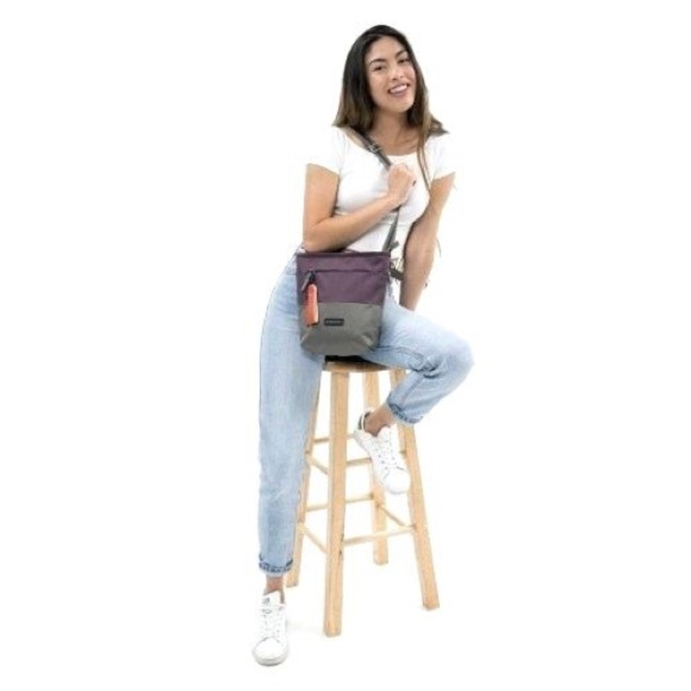 Sherpani Sadie Crossbody - Picture 5 of 5